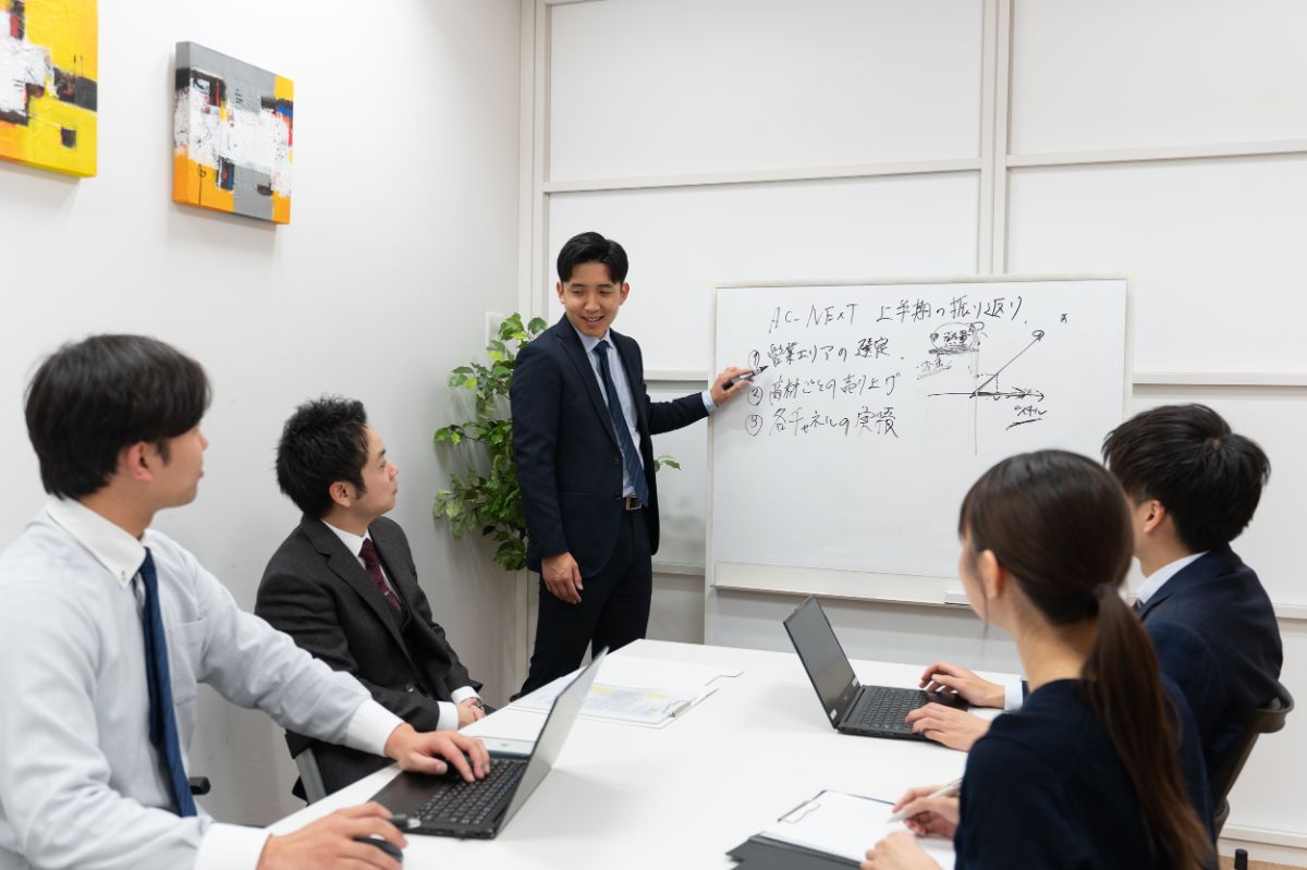 エーシーネクスト